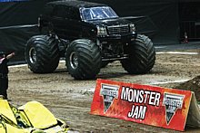 MONSTER JAM